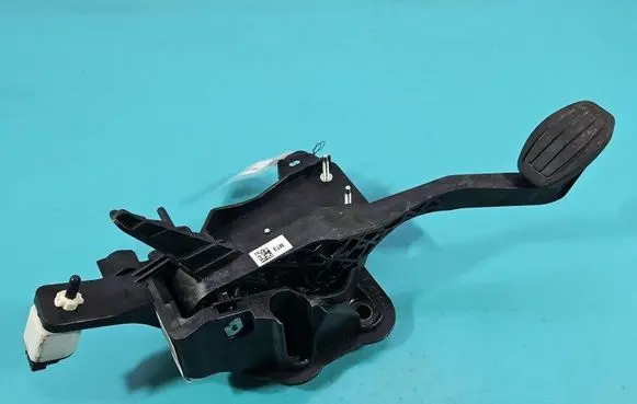 Opel Corsa F Pedal assembly 9824311680 IMPRK1469570