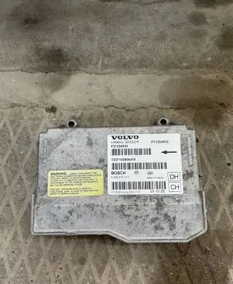 Volvo XC70 Airbag control unit/module P31264932 T207102806410 0285010372