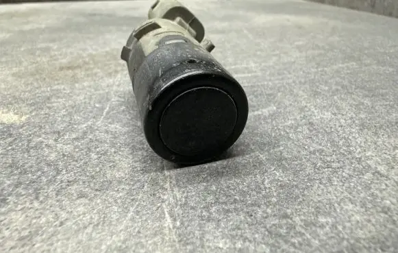 BMW 7 E65 E66 Parking PDC sensor 688028