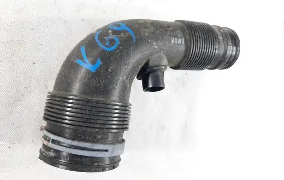 Volkswagen Touareg II Air intake hose/pipe 7P6129571