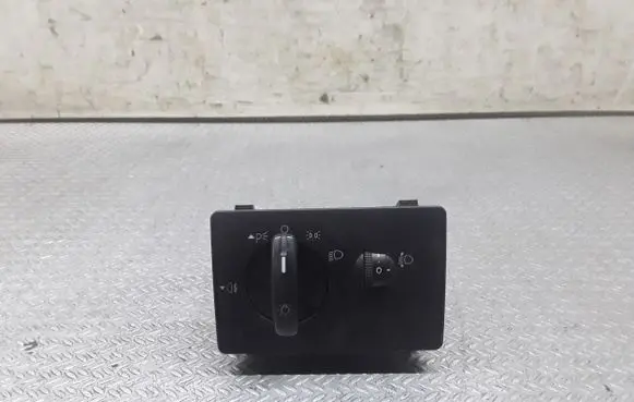 Ford Focus Light switch 4M5T13A024EA