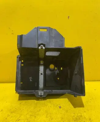 Ford C-MAX I Battery bracket 3M51107236L