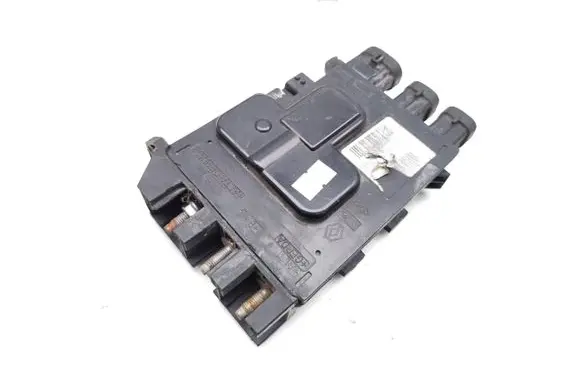 Opel Vivaro Battery control module 