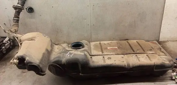 Mercedes-Benz ML W163 Fuel tank A163470