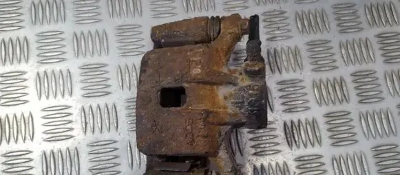 Mitsubishi Space Runner Rear brake caliper