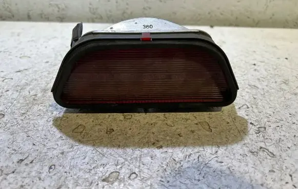 Mercedes-Benz ML W163 Third/center stoplight A1638200156 963126 TH78D0T