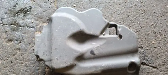 Maserati Ghibli Engine cover (trim) 6700090580