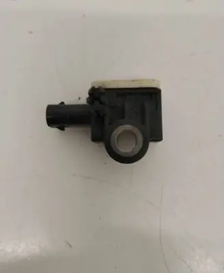 Mercedes-Benz GL X166 Airbag deployment crash/impact sensor A1668210151 56054085AA