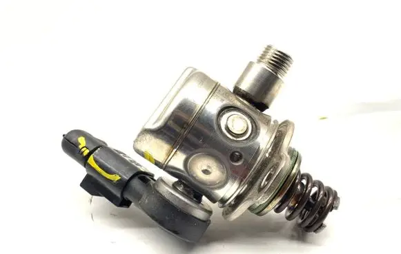 Skoda Kamiq Fuel injection high pressure pump 05E127027G