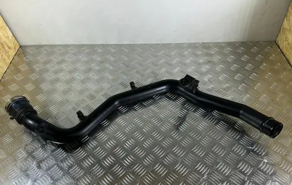 Audi Q7 4L Intercooler hose/pipe 7L6145795S 7L6145770M