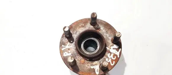 Subaru Legacy Front wheel hub