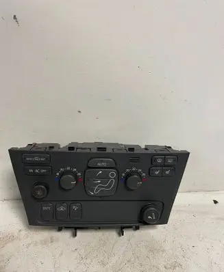 Volvo V70 Climate control unit 7923