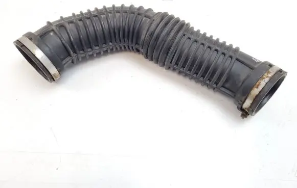 Nissan NV400 Air intake duct part