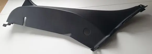Hyundai i30 Rear seat side bottom trim 
