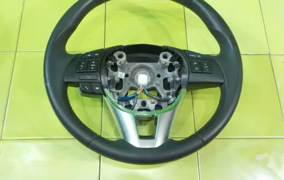 Mazda 2 Steering wheel XP64