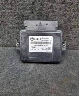 Audi A6 S6 C6 4F Hand brake control module 4F0907801B 4F0910801D
