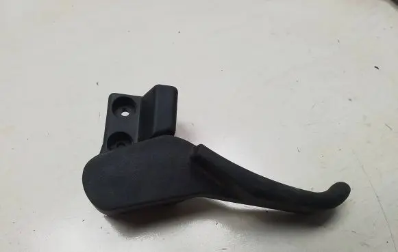 Skoda Superb B5 (3U) Engine bonnet (hood) release handle 3b1823533