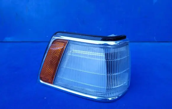 Nissan Laurel Front indicator light 3222 IKI
