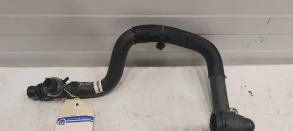 Chrysler Pacifica Engine coolant pipe/hose 68478003AA