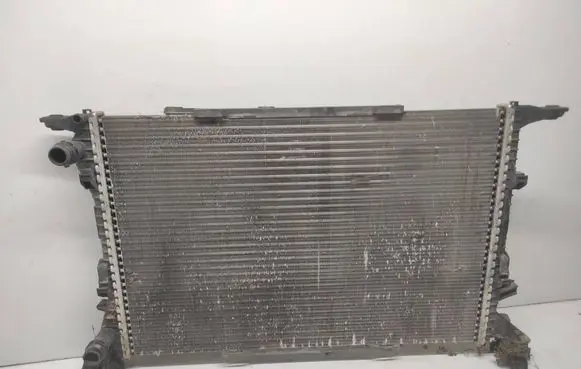 Audi A4 Allroad B8 Coolant radiator 8k0121251r