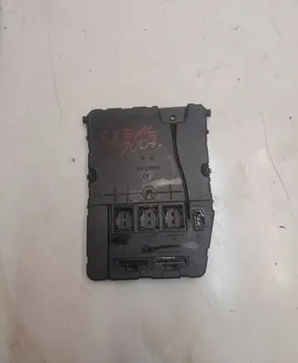 Renault Scenic II - Grand scenic II Comfort/convenience module 8200525385 S118400260D