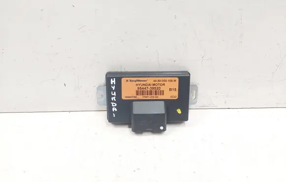 Hyundai Santa Fe Gearbox control unit/module 9544739520 4450000105M 105003784
