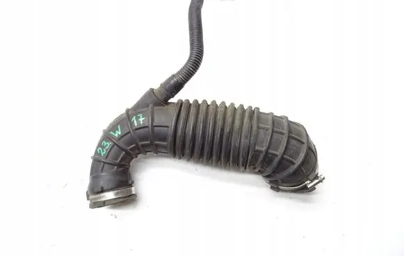 Air intake hose/pipe