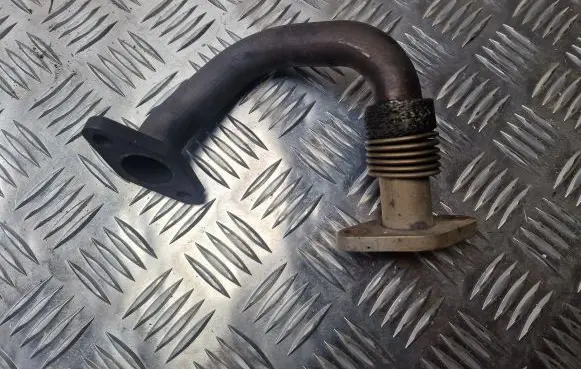 Skoda Octavia Mk2 (1Z) EGR valve line/pipe/hose 03G131521R