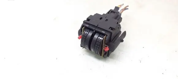 Volkswagen PASSAT B5 Headlight level height control switch 3B0941333C
