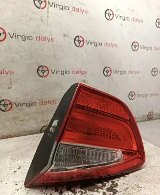 KIA Rio Tailgate rear/tail lights 924041W2