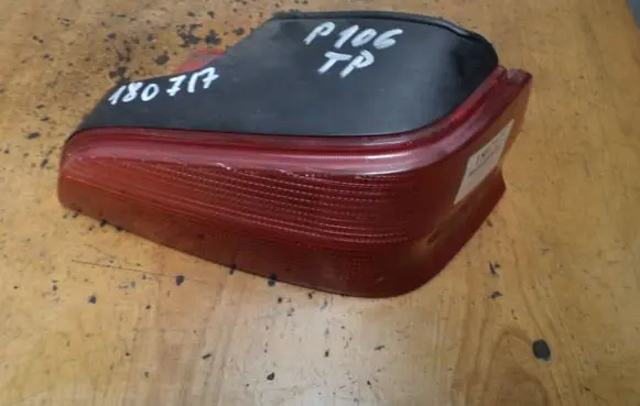 Peugeot 106 Rear/tail lights