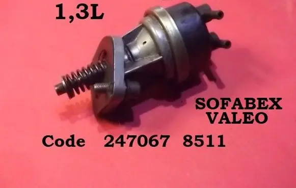 Volkswagen PASSAT Mechanical fuel pump 247067 8511
