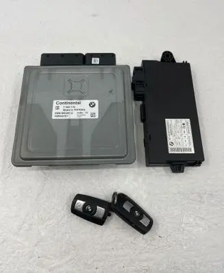 BMW 3 E92 E93 Engine control unit/module 7595179 DMEMSD812 5WK93727