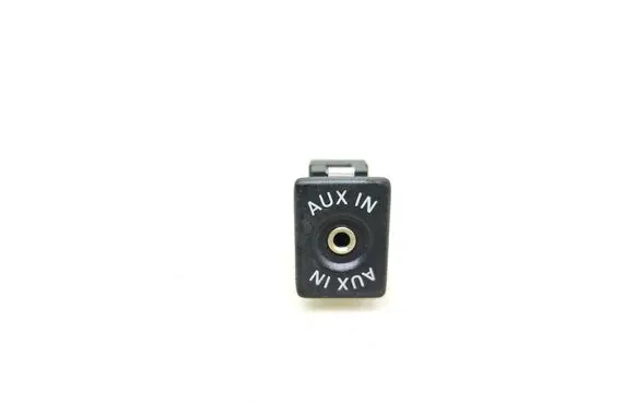 Volkswagen Transporter - Caravelle T5 AUX in-socket connector 5N0035724
