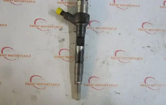 Mazda 6 Fuel injector R2AA13H50