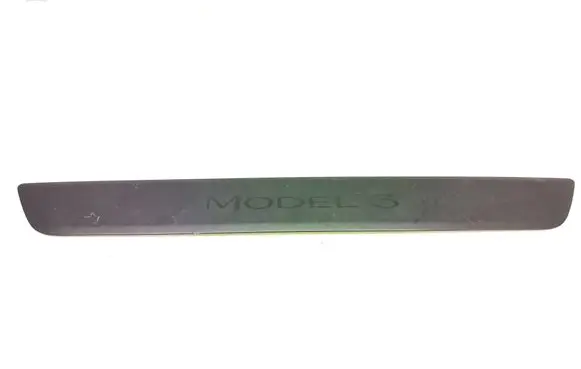 Tesla Model 3 Front sill trim cover 150476300B