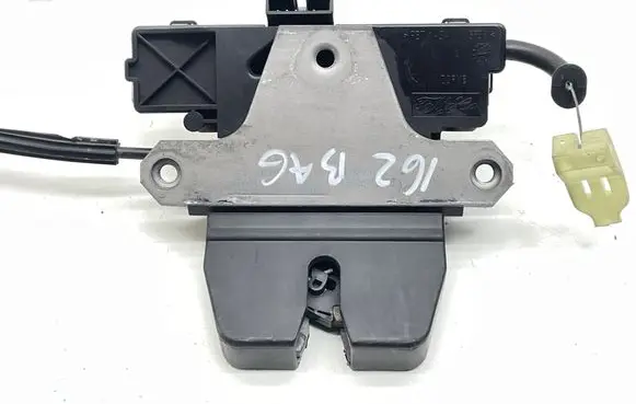 Jaguar XK - XKR Tailgate/trunk/boot lock/catch/latch 6W83442A66AC