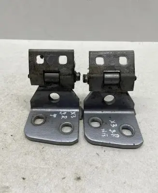 BMW X3 E83 Rear door lower hinge 3402822 0608