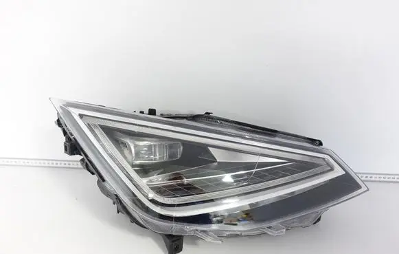 Seat Arona Headlight/headlamp 6F1941008G