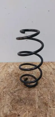 Mercedes-Benz A W176 Rear coil spring