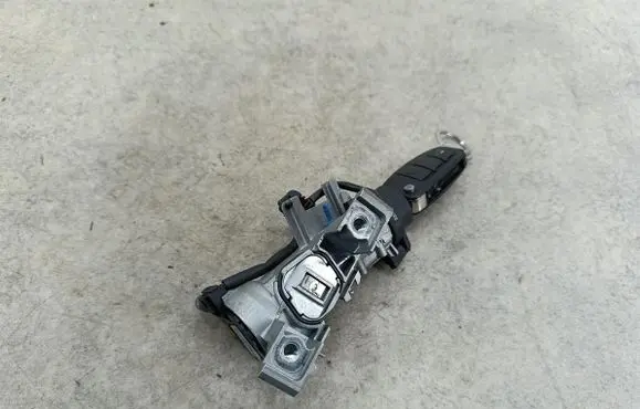 Audi A3 S3 8P Ignition lock 1K0905851B