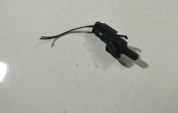 Renault Scenic III - Grand scenic III Brake pedal sensor switch 