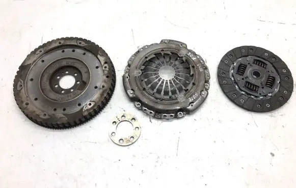 Nissan Note (E11) Clutch set kit 8200518938 322034210 122031210