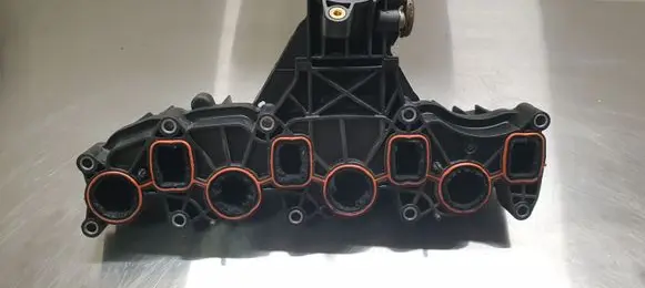 Audi A4 S4 B8 8K Intake manifold 03L129711AF