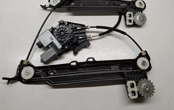 Rear door window regulator with motor