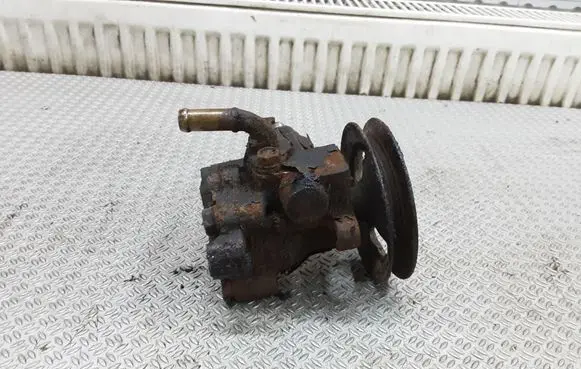 Hyundai H-100 Power steering pump