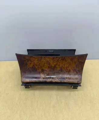 Mercedes-Benz CLS C219 Car ashtray 6802852 010805 A211