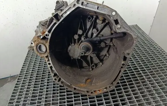 Nissan Qashqai Manual 6 speed gearbox TL4A113