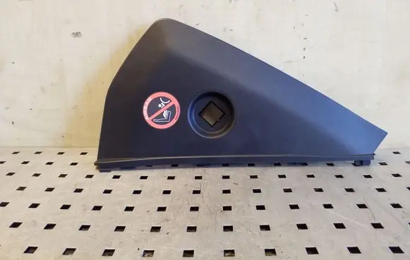 Nissan Qashqai Dashboard side end trim 68499JD000 68499JD20A