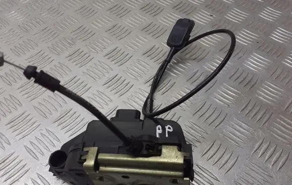 Renault Scenic II - Grand scenic II Front door lock 119121